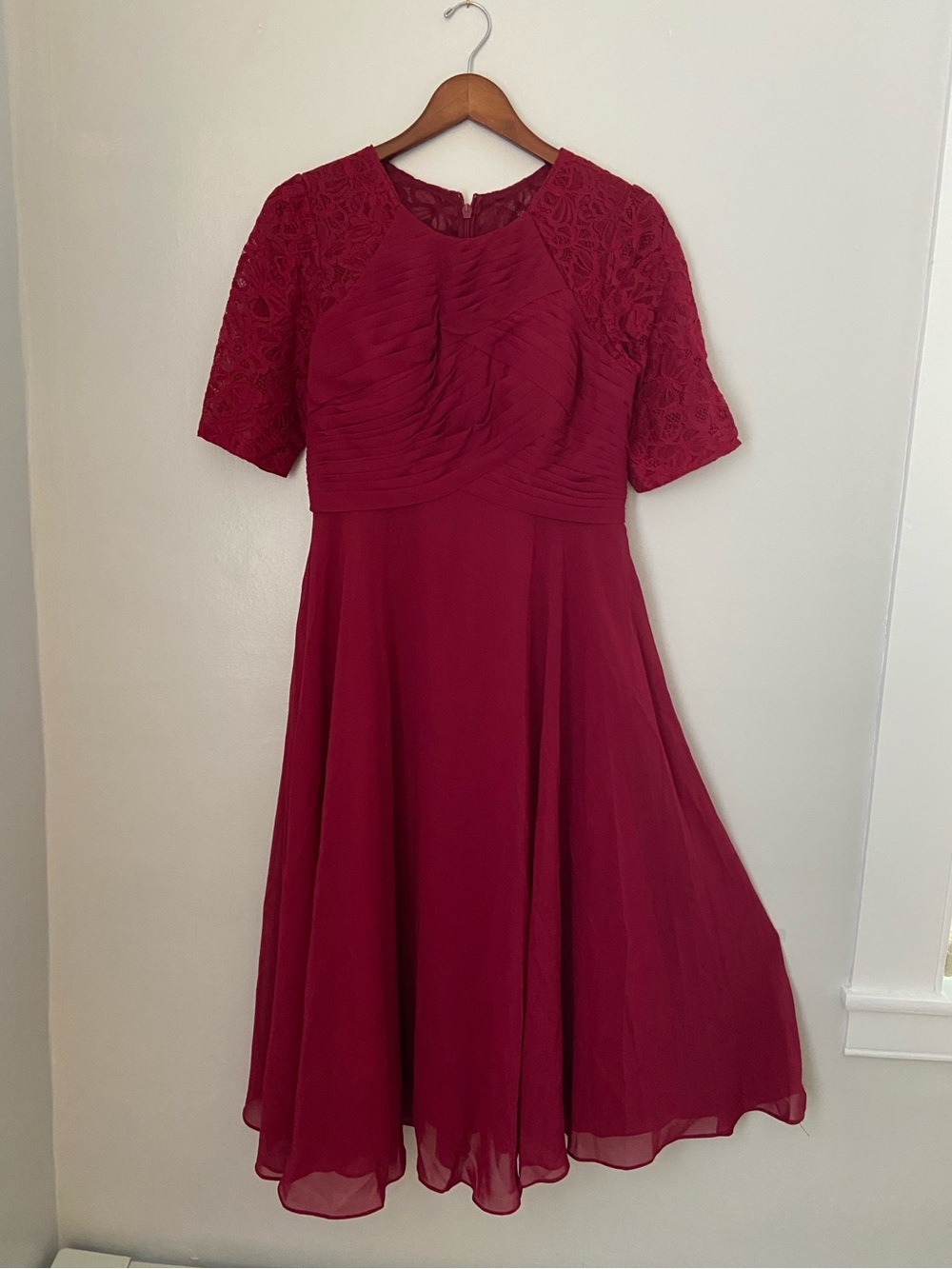 JJ's House A-line Scoop Tea-Length Lace Chiffon Mother of the Bride Dress